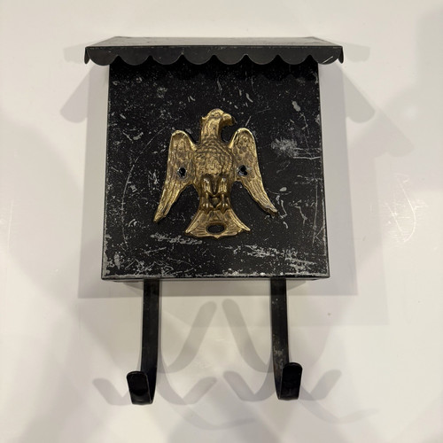 Vintage black metal wall - black,