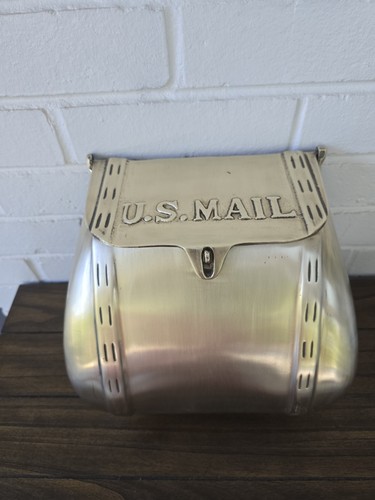 Euc vintage solid brass - vintage, saddle